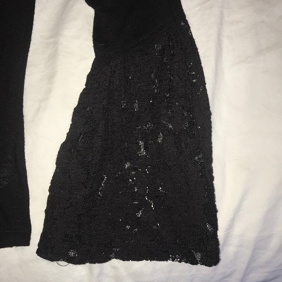 Altar’d State Top - Picture 2 of 2